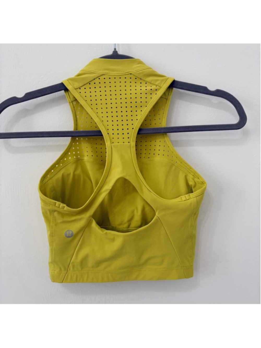 Lululemon Unleash Strength Bra Sz 2 B/C Yellow Serpentine EUC - Picture 5 of 9